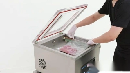 Machine d'emballage sous vide de fruits de mer en sachet plastique